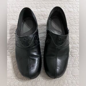 Women’s Bjorndal Black Clogs Size 8